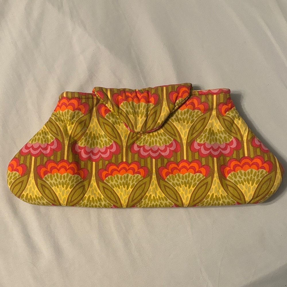 Floral Clutch Bag - Multicolor